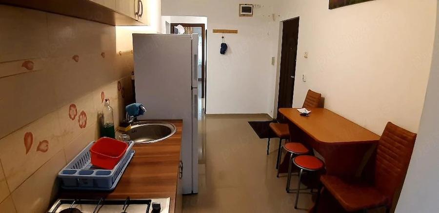 Apartament cu 4 camere decomandat în Griviței