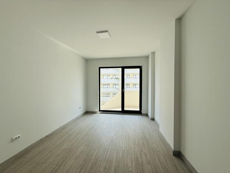 Apartament cu 2 camere semidecomandat în Florești — fotografia 3