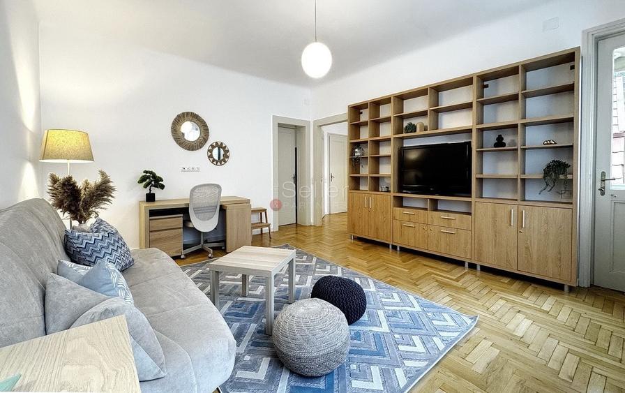 Apartament cu 2 camere decomandat, mobilat în Centrul Istoric