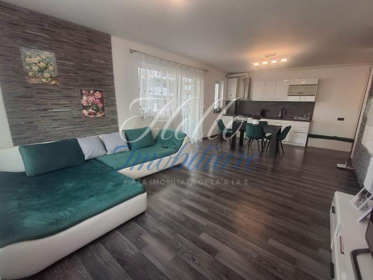 Apartament cu 2 camere semidecomandat în Florești