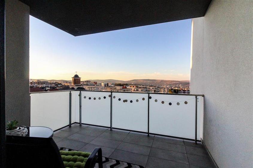 Apartament cu 2 camere semidecomandat în Bună Ziua
