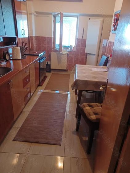 Apartament cu 3 camere decomandat în Ultracentral