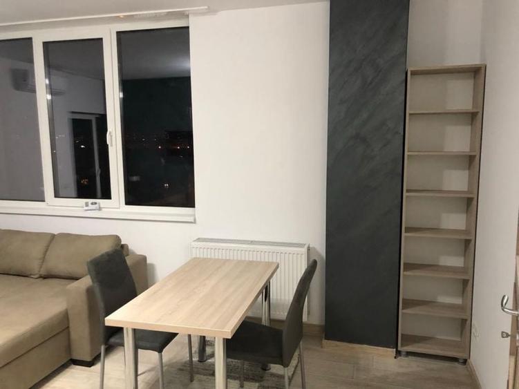 Apartament cu 2 camere decomandat în Vest
