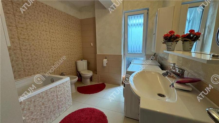 Apartament cu 4 camere decomandat, mobilat în Exterior Sud