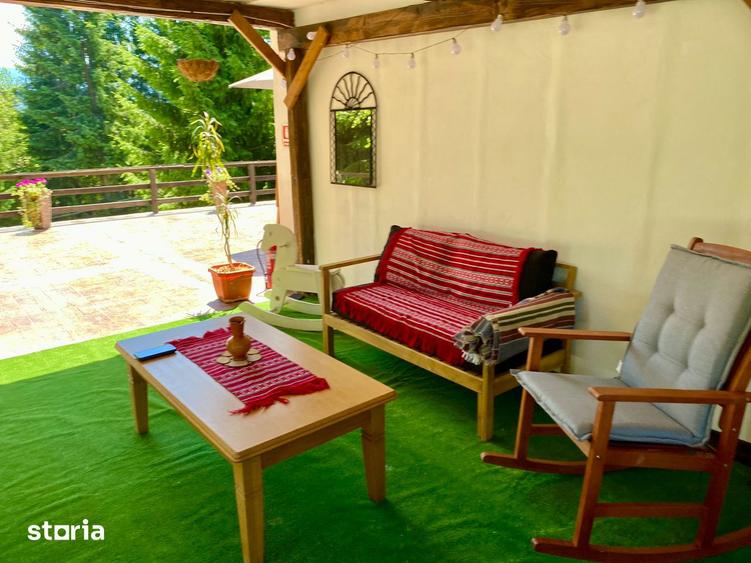 Casă cu Teren 1800 Mp în Central
