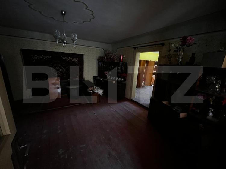 Casă individuală cu 4 camere cu Canalizare în Exterior Vest