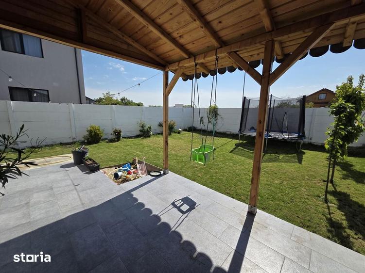 Casă cu 4 camere cu Teren 260 Mp în Central