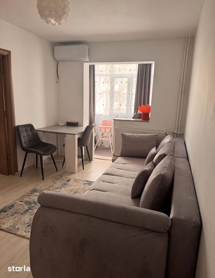 Apartament cu 2 camere semidecomandat în Calea București