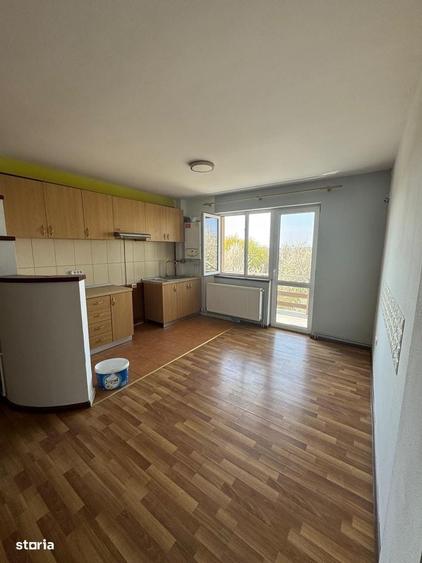 Apartament cu 3 camere decomandat în Traian