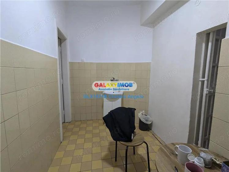 Apartament cu 4 camere decomandat în Armeneasca