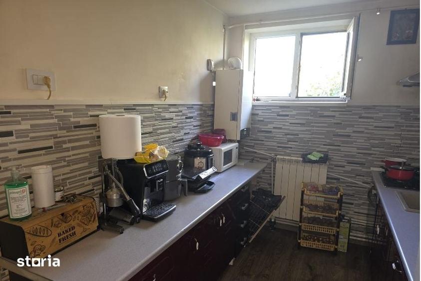 Apartament cu 2 camere decomandat, mobilat în Rovine