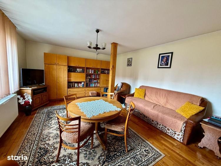 Casă cu 3 camere în Mureșeni