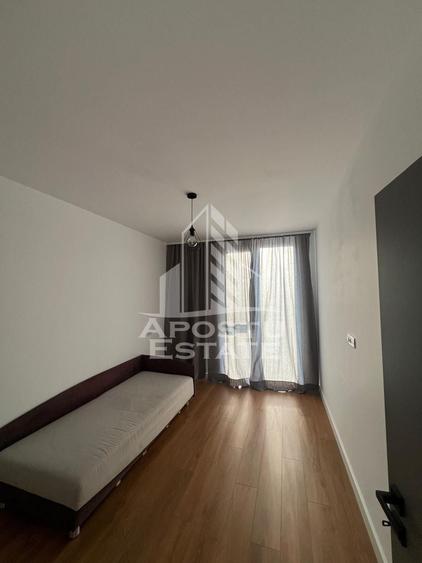 Apartament cu 2 camere decomandat în Torontalului