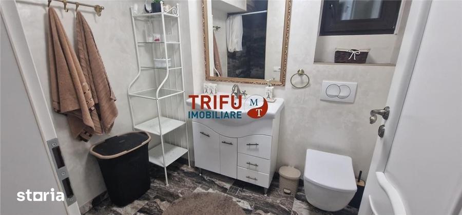 Apartament cu 3 camere decomandat în Cetate