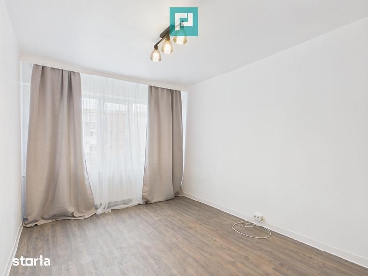 Apartament cu 4 camere decomandat în Banu Mărăcine