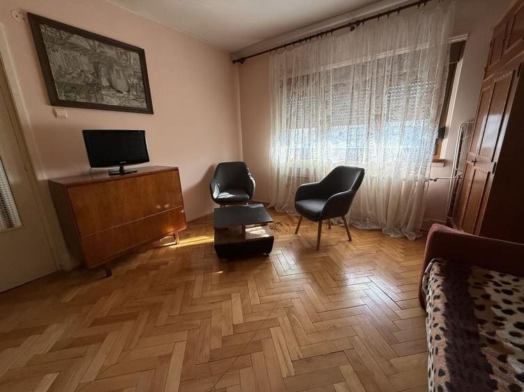 Garsonieră decomandată în Fortuna