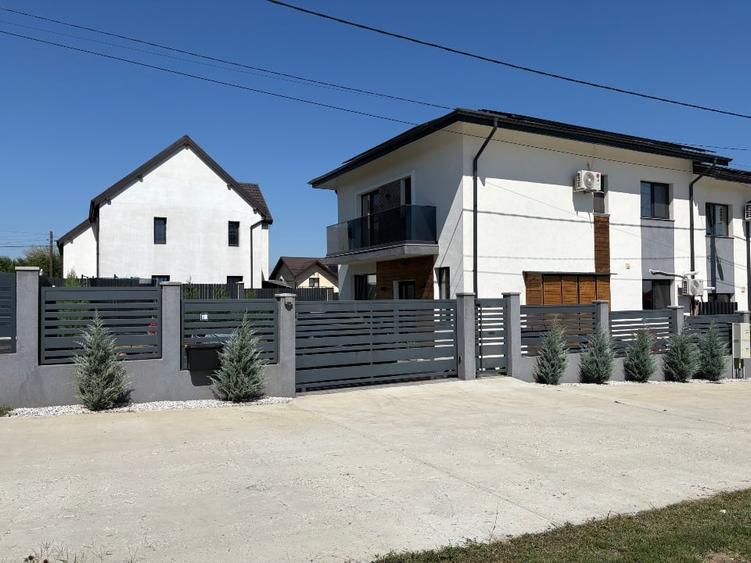 Duplex cu 4 camere cu Canalizare în Valea Lupului