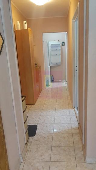 Apartament cu 3 camere decomandat în Pantelimon