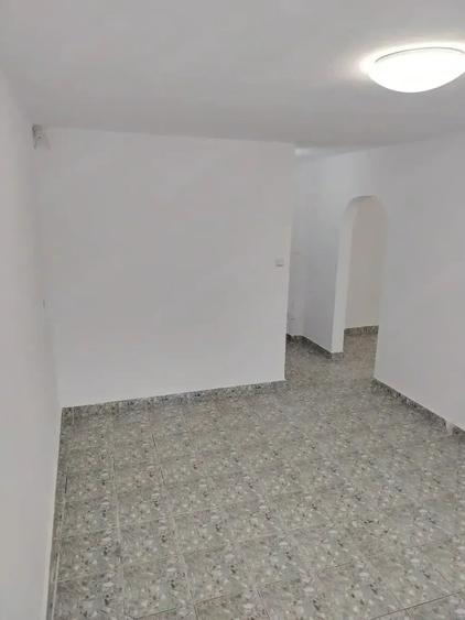Spațiu comercial, de 45 mp, în Drumul Taberei