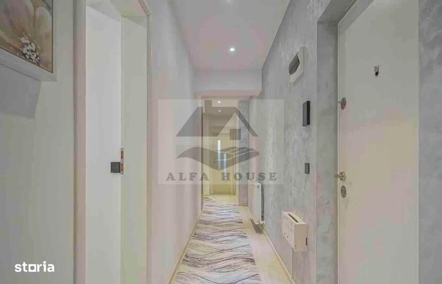 Apartament cu 4 camere în Tractorul