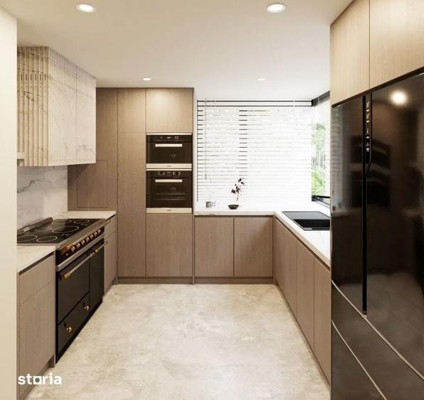Casă cu 5 camere cu Teren 300 Mp în Central