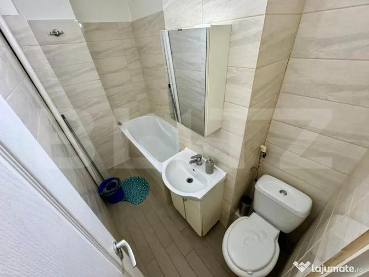 Garsonieră decomandată în Rogerius
