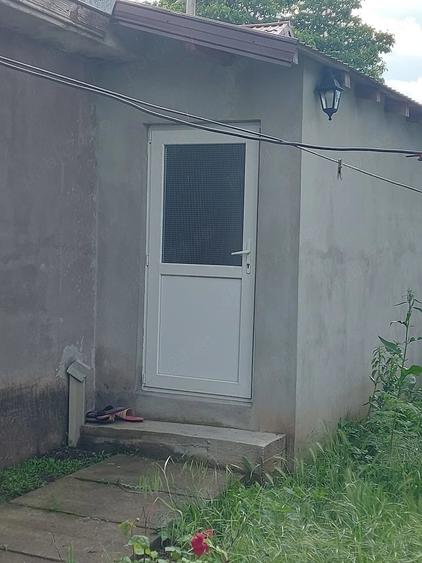 Casă cu Teren 1000 Mp în Stejaru