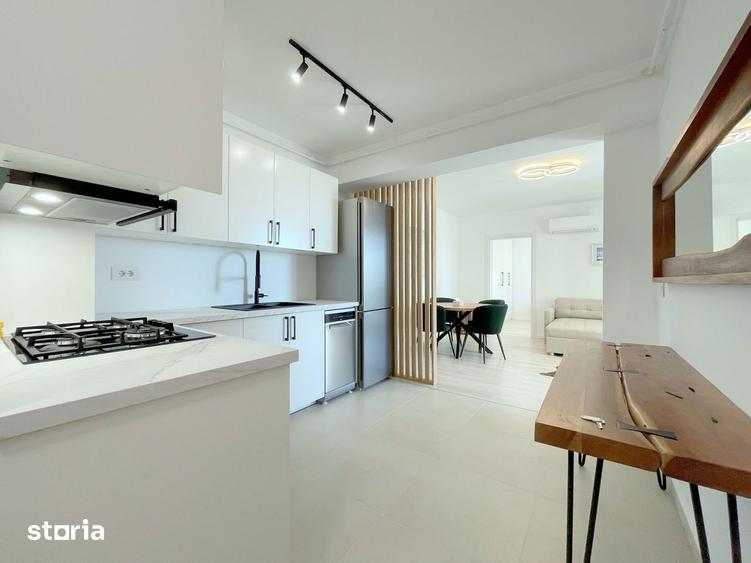 Apartament cu 3 camere, mobilat în Central