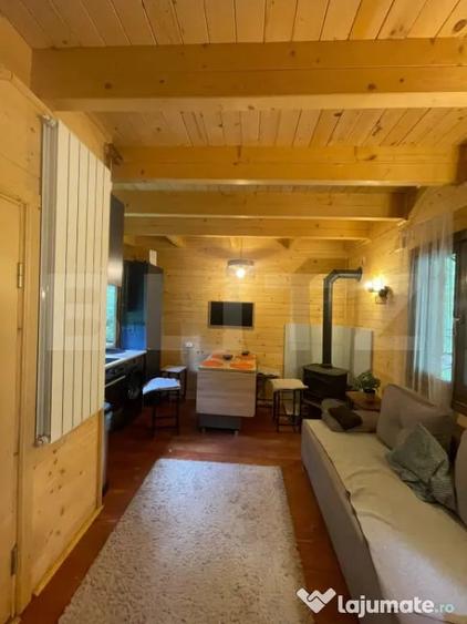 Casă cu 3 camere cu Teren 1575 Mp în Vale