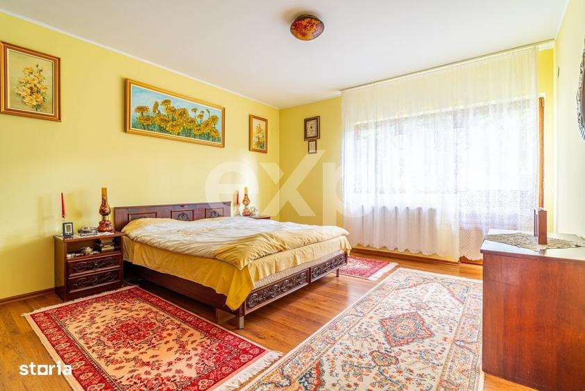 Casă cu 4 camere în Adunați