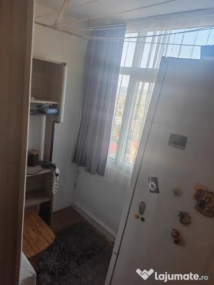 Garsonieră decomandată în Craiovei