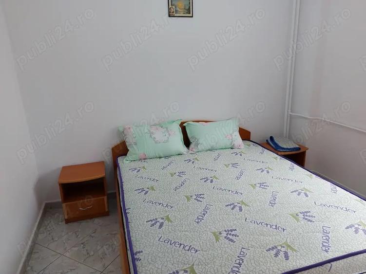 Apartament cu 2 camere decomandat în Moșilor