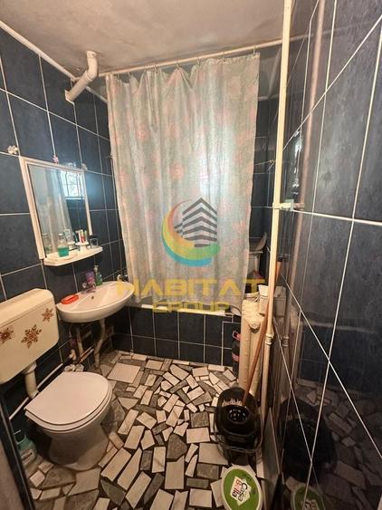 Apartament cu 2 camere semidecomandat în Berceni