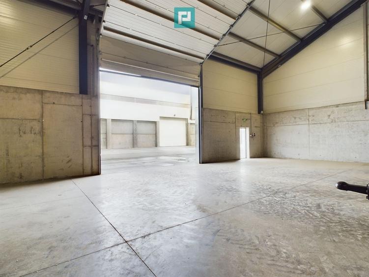 Spațiu industrial, de 538 mp, în Jebel