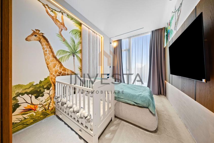 Penthouse cu 4 camere semidecomandat, mobilat în Gheorgheni
