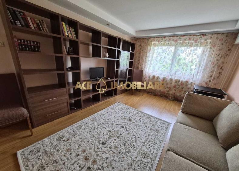 Apartament cu 3 camere decomandat, mobilat în Aviației
