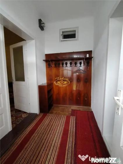 Casă cu 2 camere cu Teren 469 Mp în Central