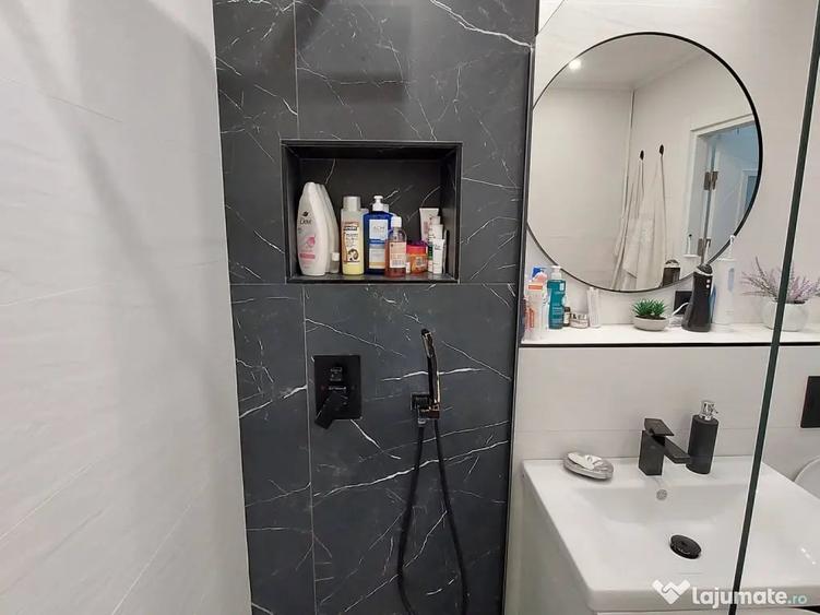 Apartament cu 3 camere decomandat în Theodor Pallady