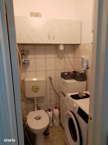 Apartament cu 3 camere decomandat în Obor
