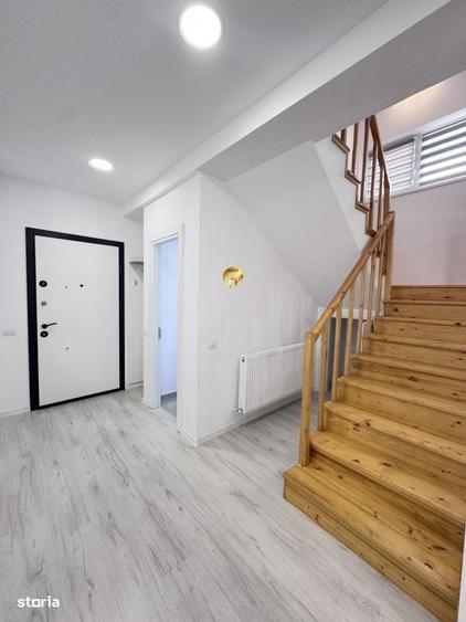 Casă cu 4 camere în Corbeanca