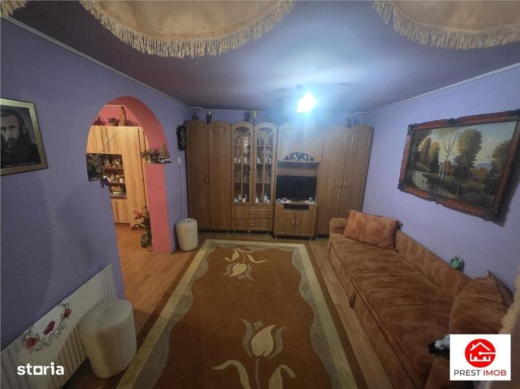 Casă cu 4 camere în Lefaia