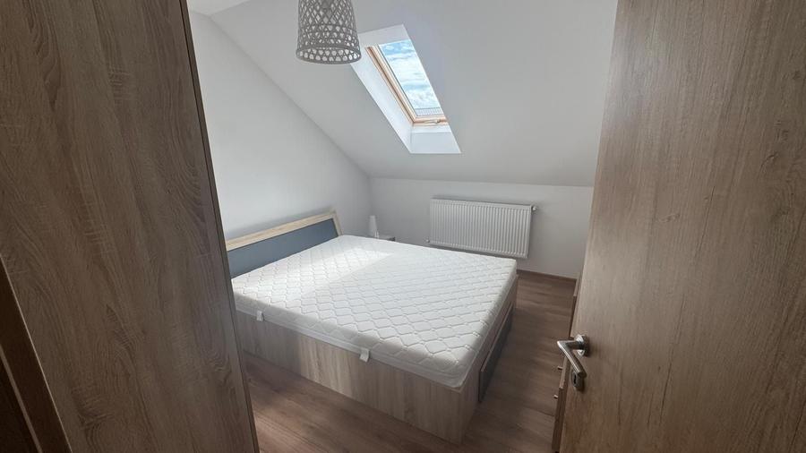 Apartament cu 2 camere decomandat, mobilat în Șelimbăr
