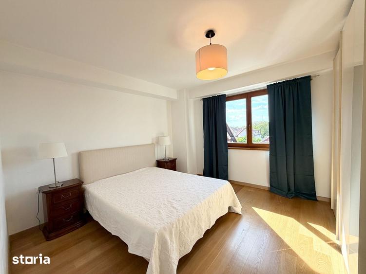 Apartament cu 3 camere decomandat în Cristian