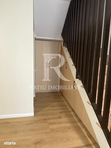 Casă cu 4 camere cu Teren 300 Mp în Central