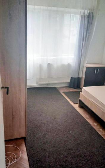 Apartament cu 2 camere semidecomandat în Micro 9