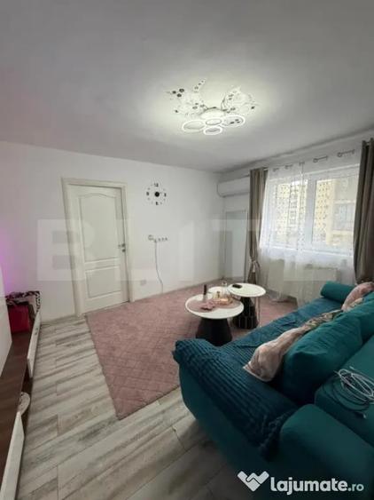 Apartament cu 2 camere semidecomandat în Central