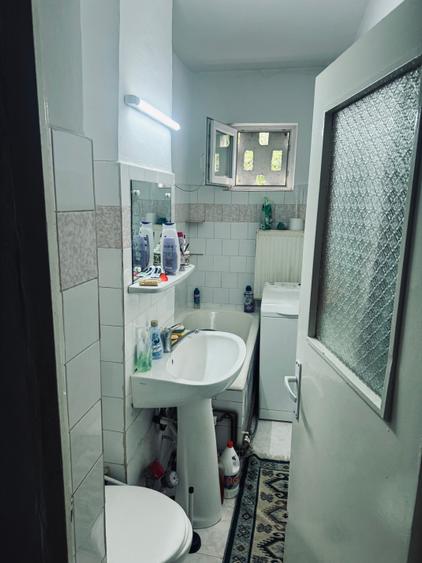 Apartament cu 2 camere nedecomandat în Complex Studențesc
