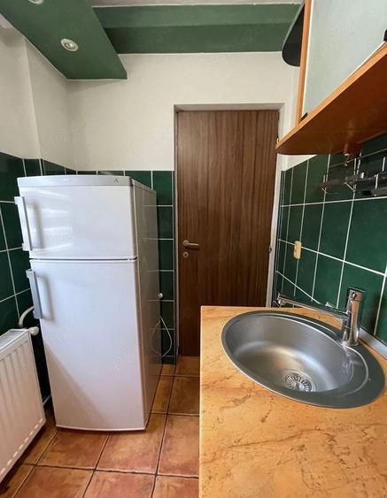 Garsoniera confort 1 Soarelui langa Spitalul Judetean bloc izolat - 10