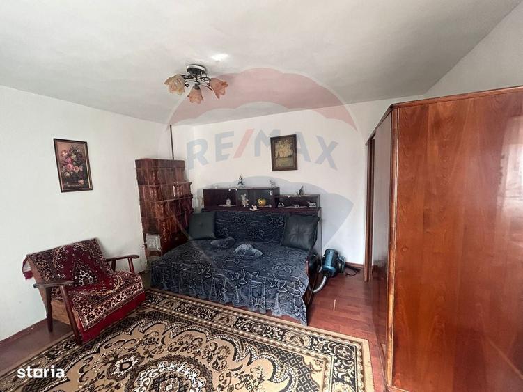Casă cu 4 camere cu Teren 174 Mp în Gheorghe Doja