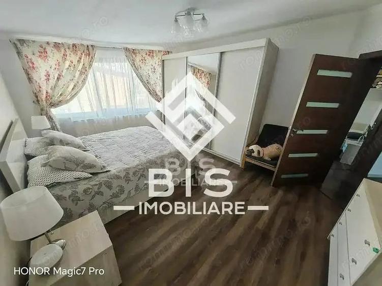 Casă cu 5 camere cu Teren 3500 Mp în Nord